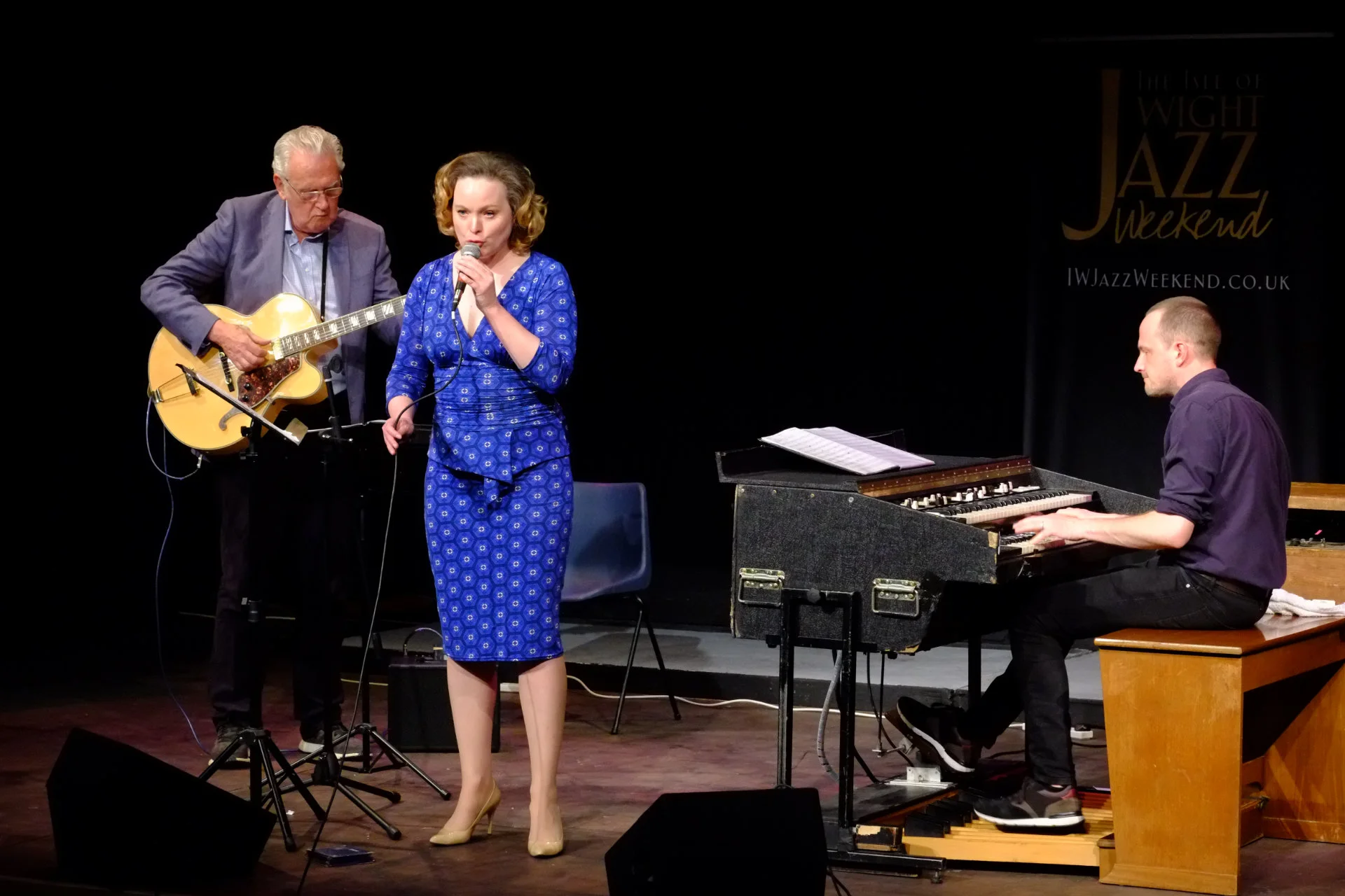 Jim Mullens and Zoe Francis Trio 2019